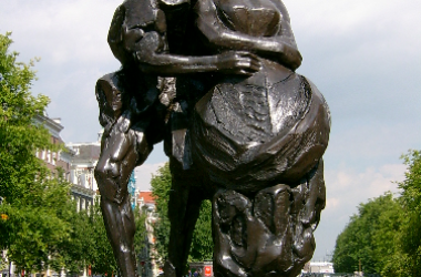 Standbeeld bredero Nieuwmarkt